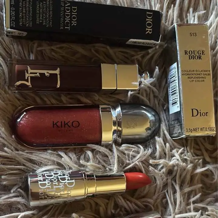 Set de tres labial addict 020 gloss + labial mate barra 12 y gloss kiko 32