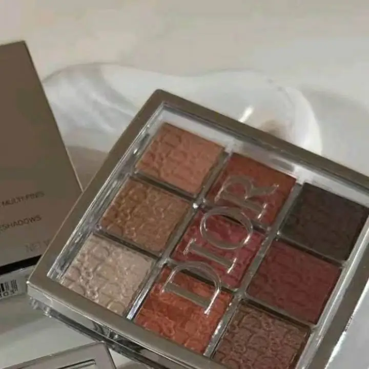 Paleta de sombras Dior + gloss original blueberry