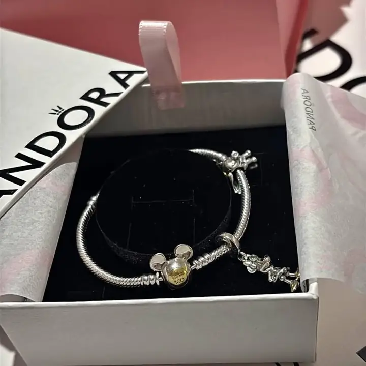 Pulsera original de Disney Mickey 100 años plata 925 sellada ale + dos Charms envíos o entregas pers