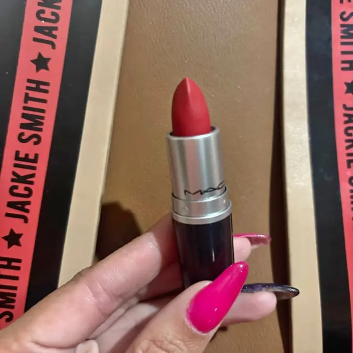 Labial mate barra envíos o entregas personales