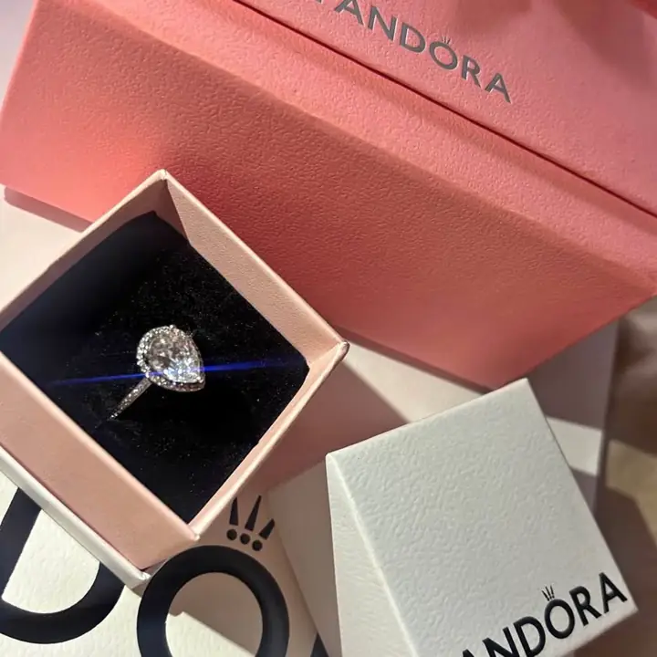 Anillo tamaño 17 sin uso a estrenar !