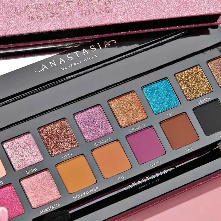 Paleta profesional de Anastacia ! Envíos o entregas personales