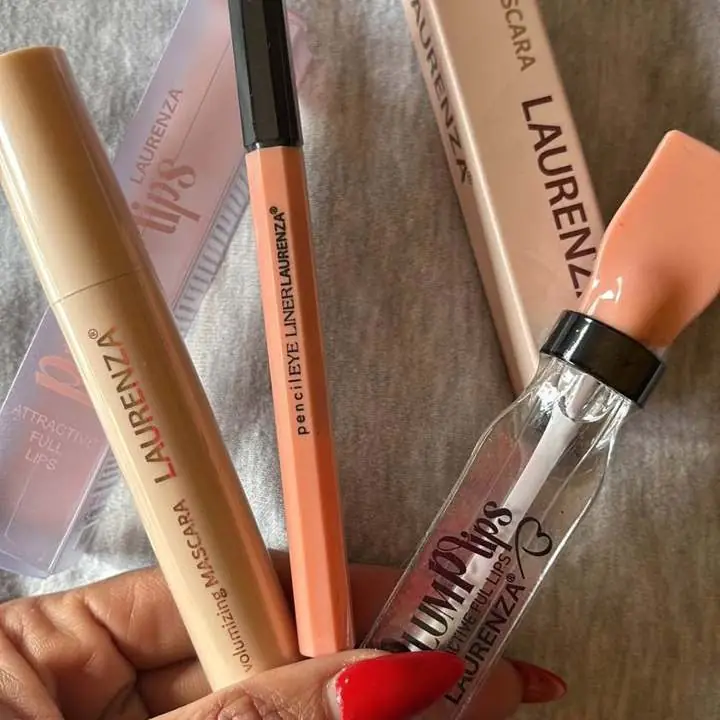 Rimel + delineador fibra + serum de pestañas laurenza