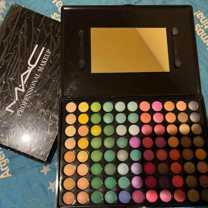Paleta profesional 88 tonos + Rimel stack !
