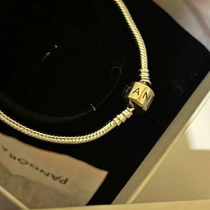 Box completo pandora sellado ! Pulsera + Charms + anillo con piedra !