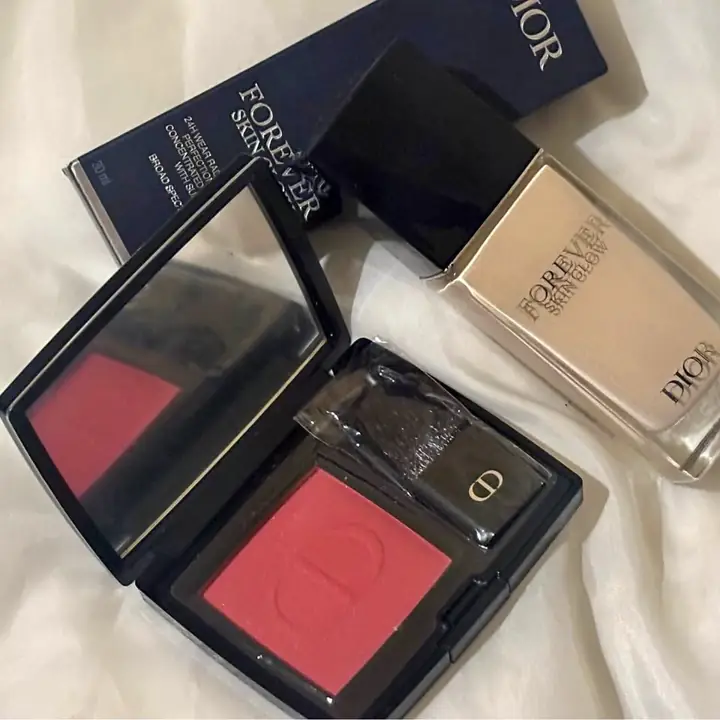Rubor Dior 999+ base for Ever glow tono claro n0,5