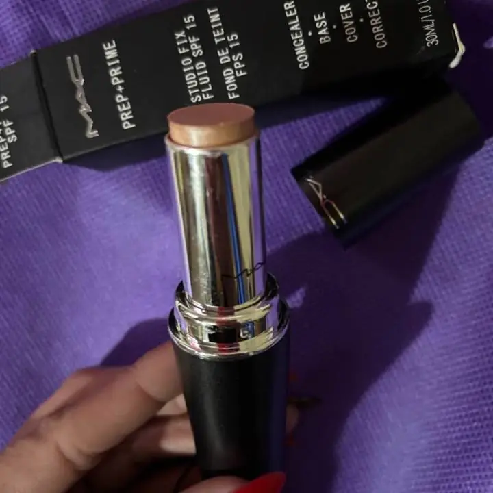 Corrector contorno rubor iluminador bronce 4 en 1