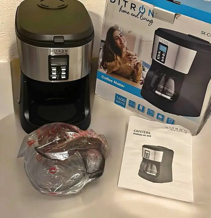 Cafetera expressa para café en granos o molido ! Digital envíos o entregas personales