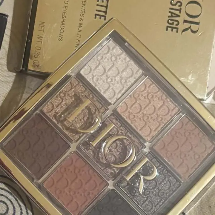 Paleta de sombras Dior + bálsamo Pink 001 !
