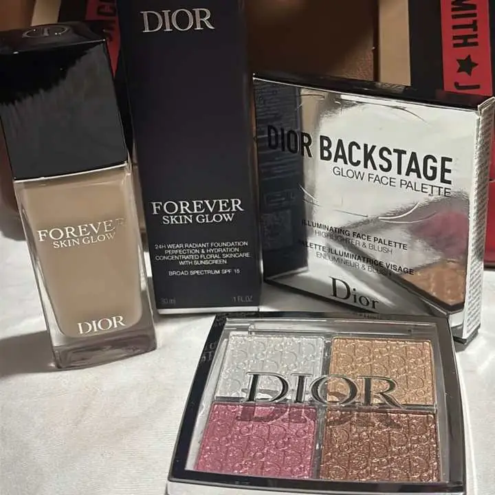 Base Forever 24 hs Dior súper cubritiva + paleta cuarteto 001 !