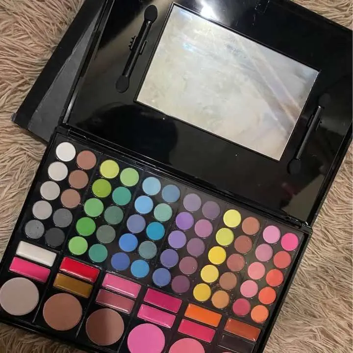 Paleta profesional 72 tonos completa !