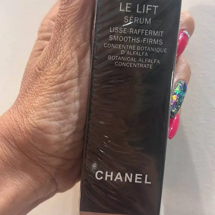 Serun Le Lift lifting reafirma alisa , elimina las arrugas !
