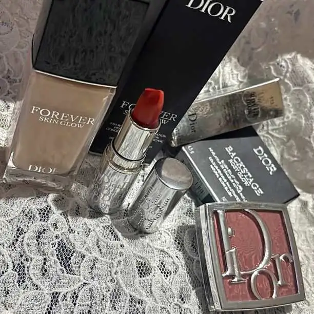 Box Dior completo envíos o entregas personales último en stock !