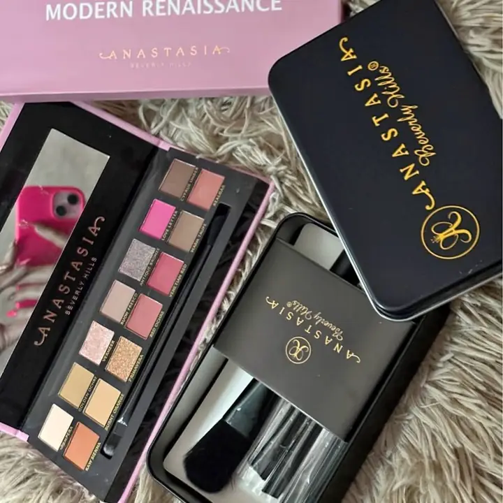 Set completo de maquillaje envíos o entregas personales