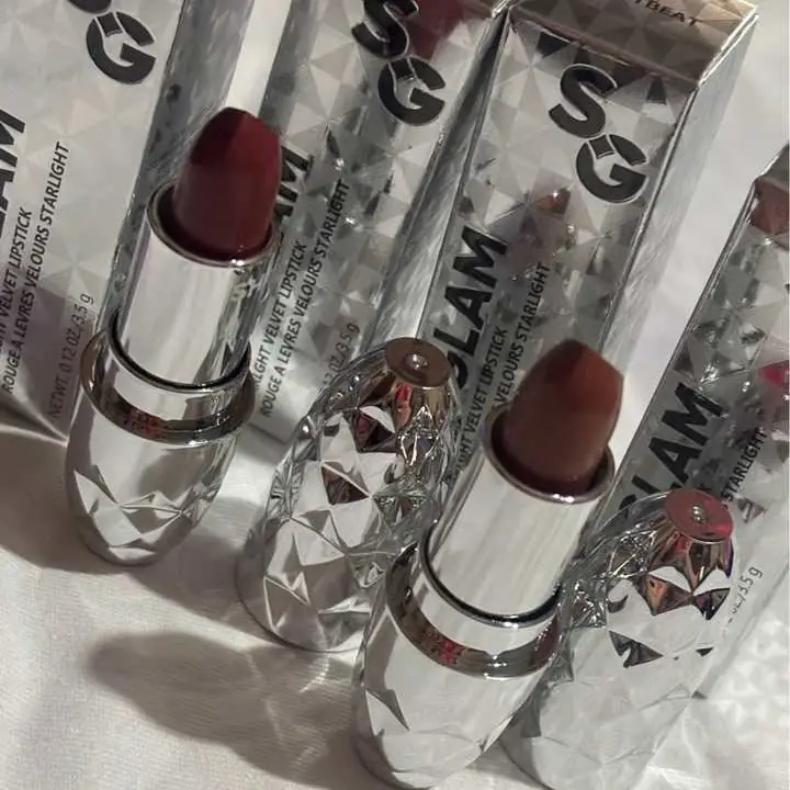 Rimel 7 d pelo por pelo Sheglam + dos labial mate vto julio 2029 alarga y da volumen