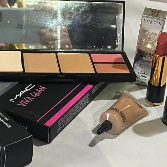 Set completo de maquillaje envíos o entregas personales