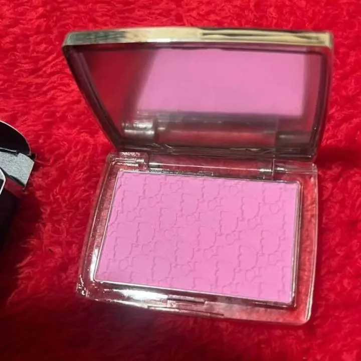 Rubor original de Dior + labial de Dior de regalo color a elección