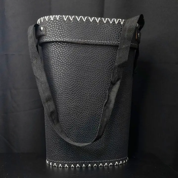 Bolso matero rigido negro