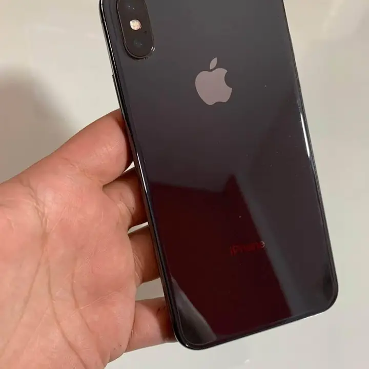 iPhone X