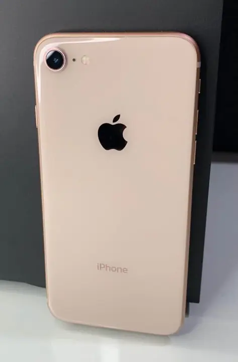 iPhone 8