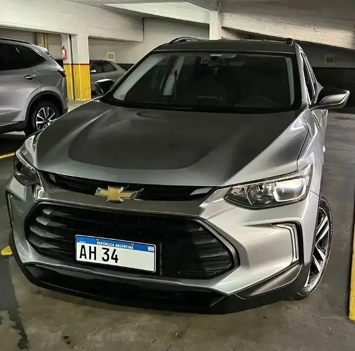 Tracker 1.2T LT AT 30.000km