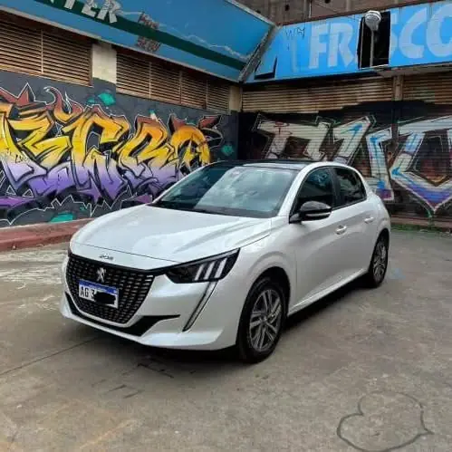 Peugeot 208 2021/ 36.000KM vendo