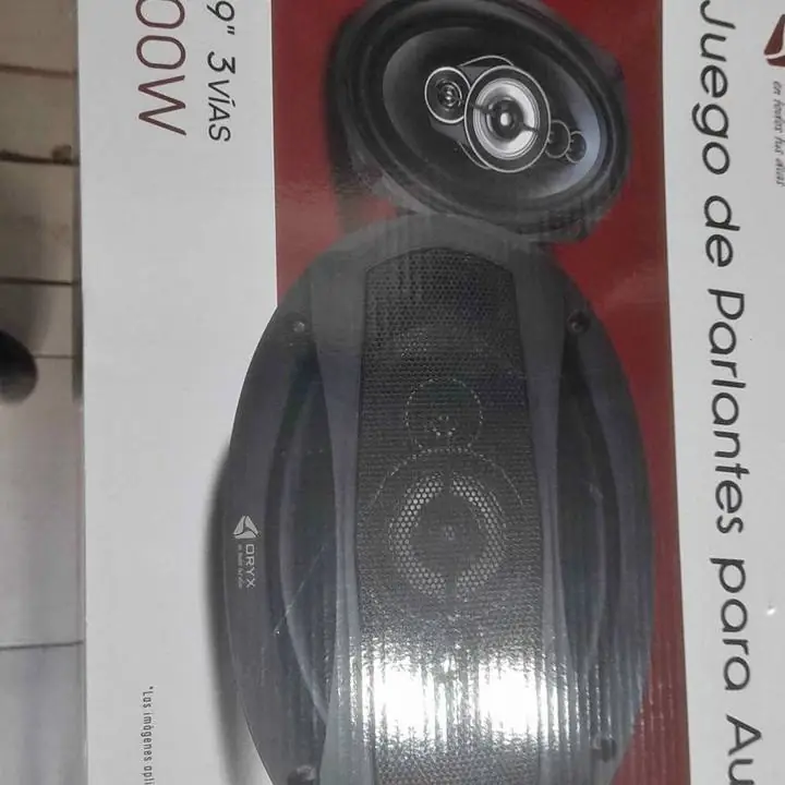 Stereos y parlantes
