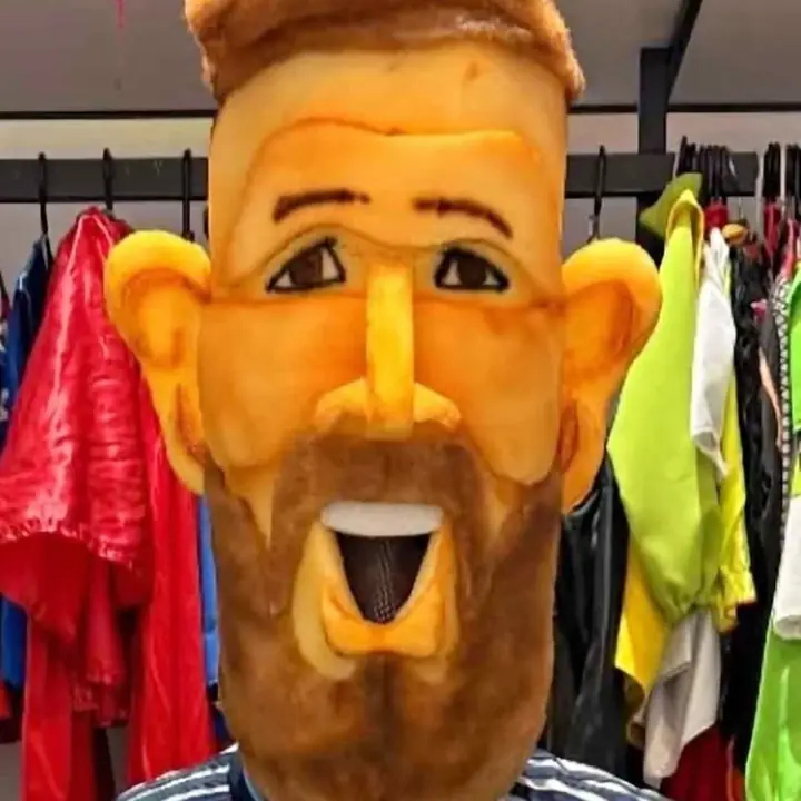 Cabeza messi