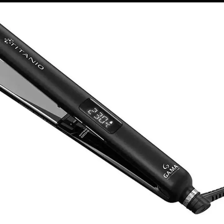 Planchita de pelo gama led titanio