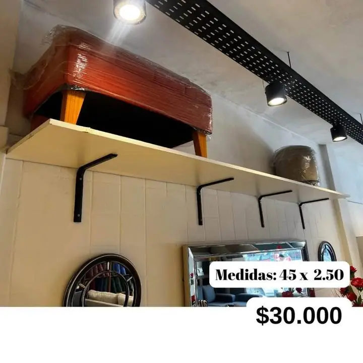 Se vende estantes de melamina y hierro