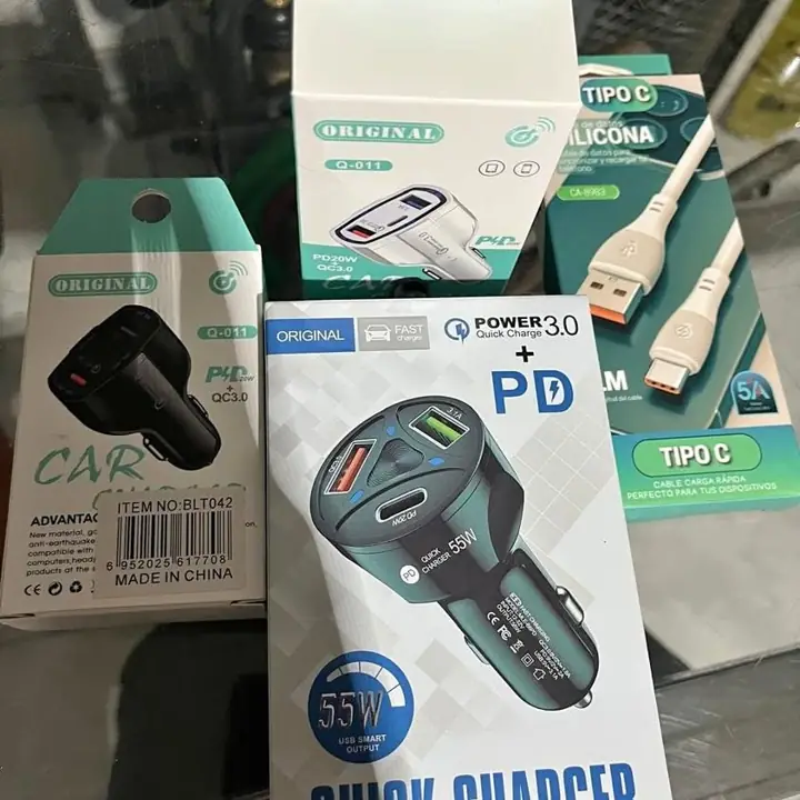 Cargador para auto con bluetooth
