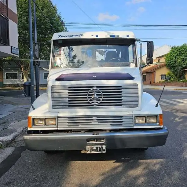 Vendo mercedes Benz 1218 año 97