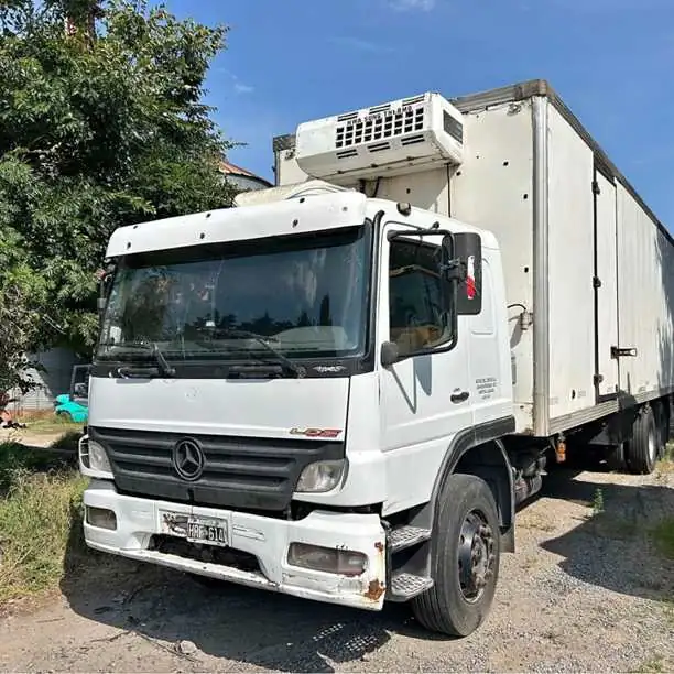 Mercedes benz atego 1725 año 2009