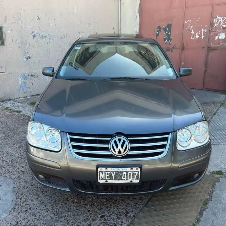 Vendo Volkswagen Bora 2013 2.0