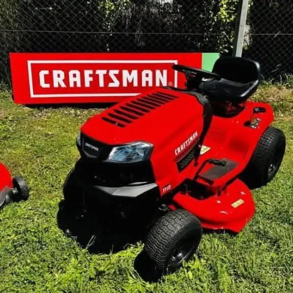 Tractor corta césped
