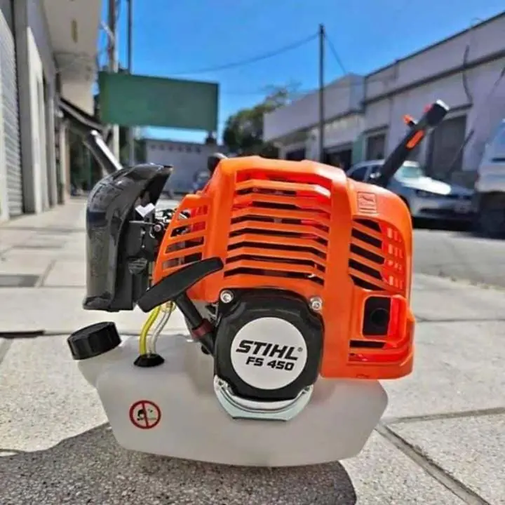 Desmalezadora de 64 cc reforzada