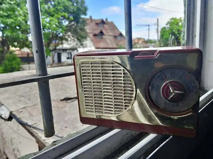 Radio+andtigua+spica