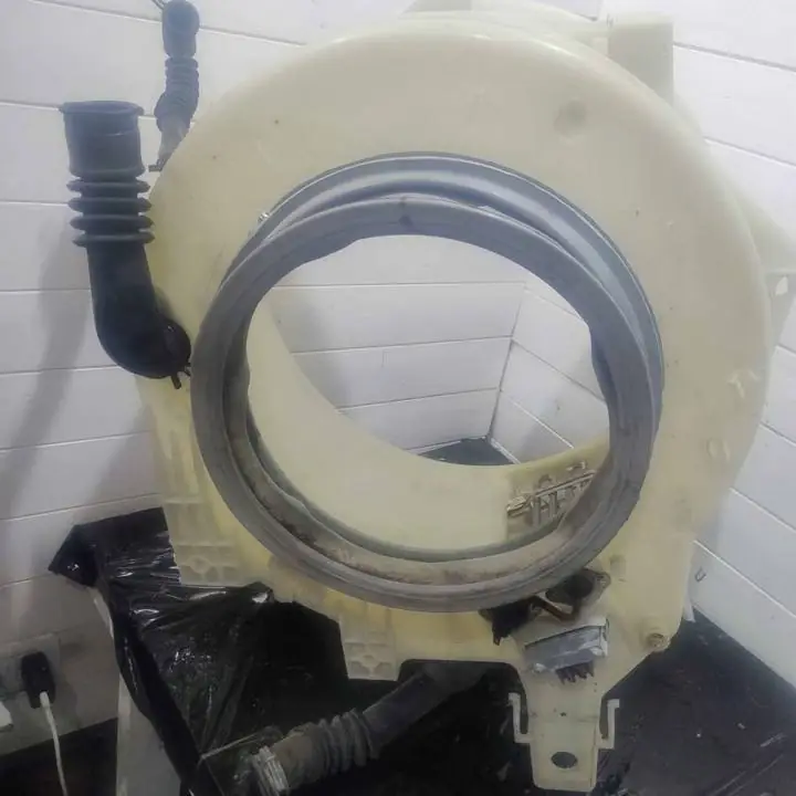 Cuba delantera de lavarropas Whirlpool AWG 371
