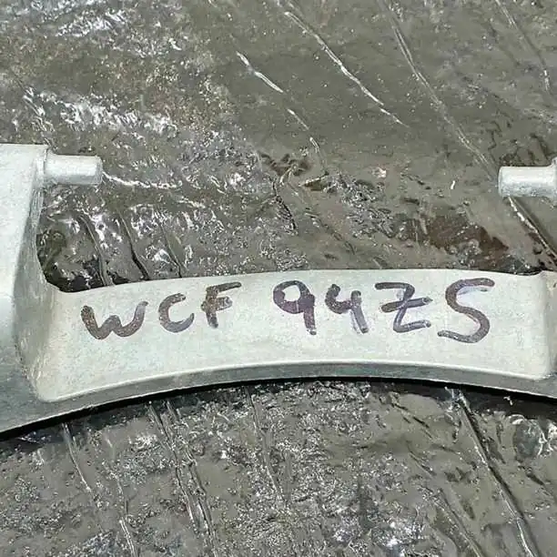 Bisagra de puerta de lavarropas Whirlpool wlcf