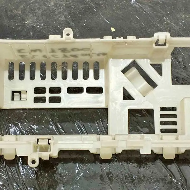 Porta plaqueta de lavarropas electrolux ewt