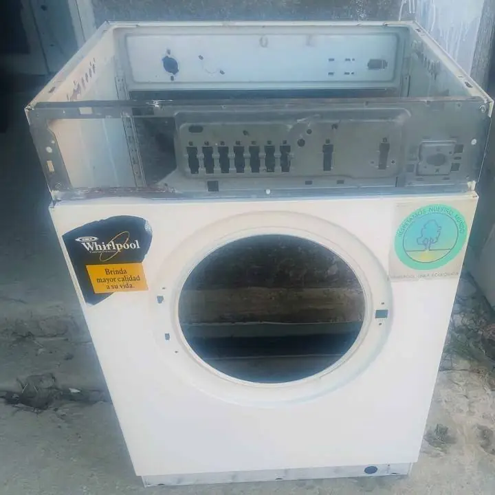 Carcaza gabinete de lavarropas Whirlpool AWM 265 500