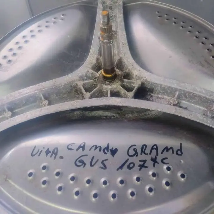 Tacho con eje de lavarropas candy grand vita gvs 107