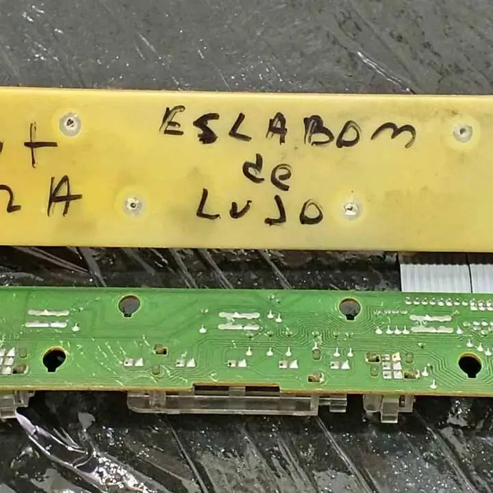 Plaquet de lavarropas eslabón de lujo ewt 22a original