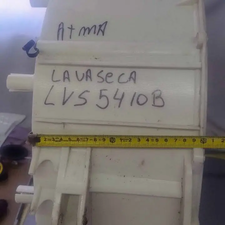 Cuba delantera de lavasecarropas Atma LVS 5410