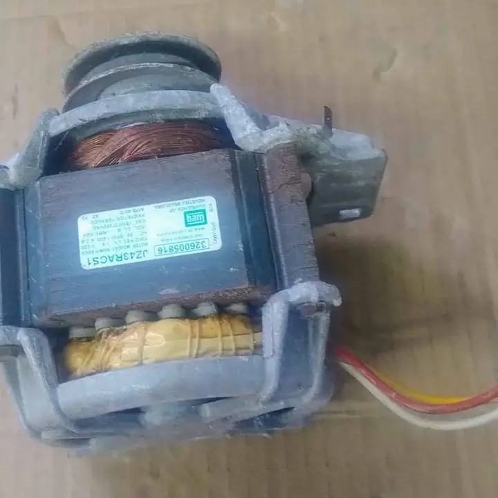 Motor funcionando de lavarropas consul eslabón de lujo