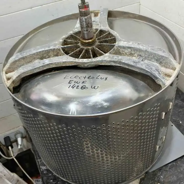 Tacho tambor con eje de lavarropas electrolux ewf 14280 w