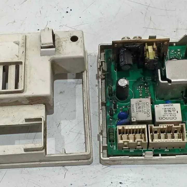 Plaqueta de lavarropas ariston AV 61 funcionando