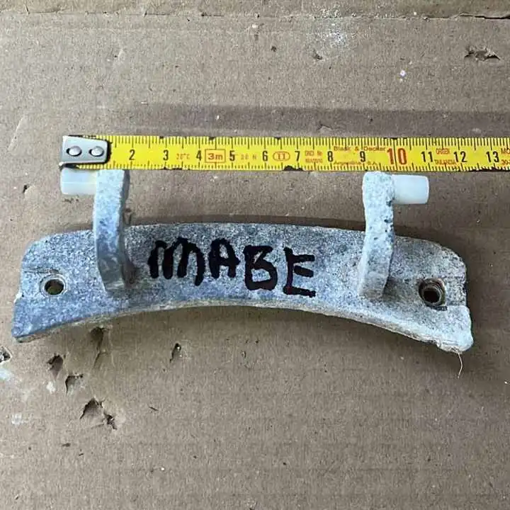 Bisagra de puerta de lavarropas Mabe