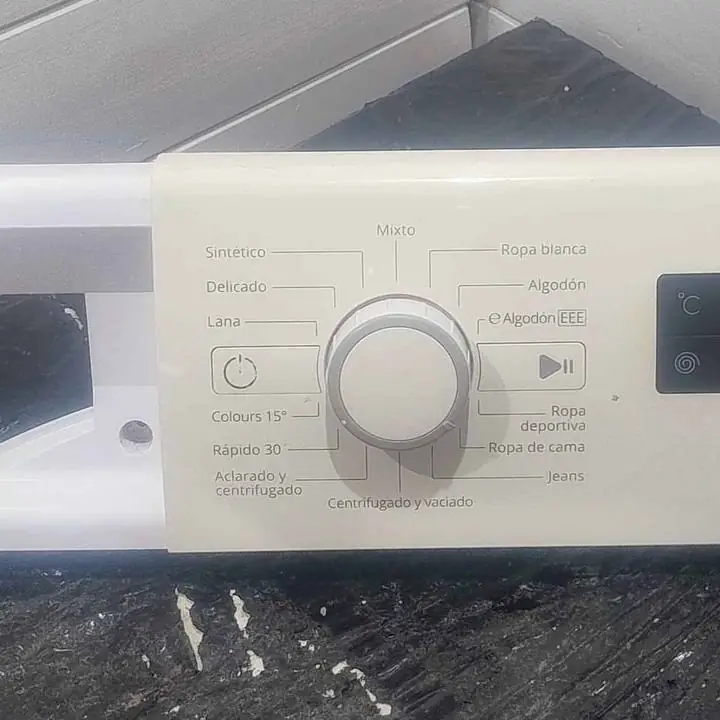 Frente panel de lavarropas Whirlpool WLF 75 Xpert