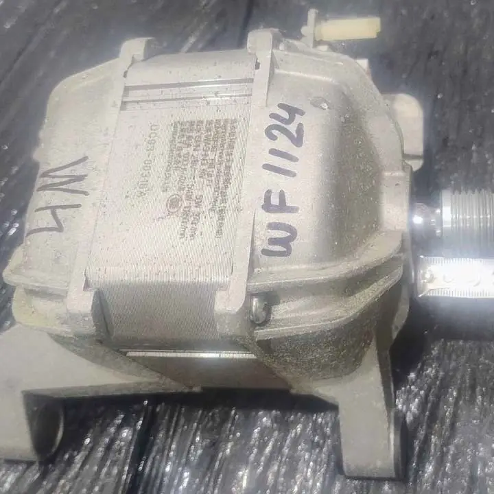 Motor funcionando de lavarropas Samsung WF 1124